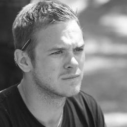 Profile Picture of Mike Holmes Jr. (@mike_holmesjr) on Twitter