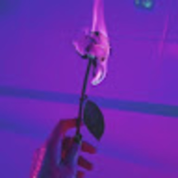 Profile Picture of Katelynn Mathers (@ktlynnmthrs) on Poshmark