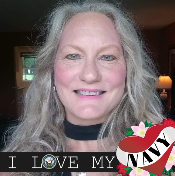 Profile Picture of Janice Crongeyer (@janicecrongeyer) on Poshmark