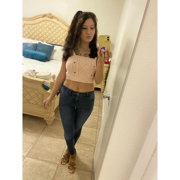 Profile Picture of Melody Whitener (@melodywhitener) on Poshmark