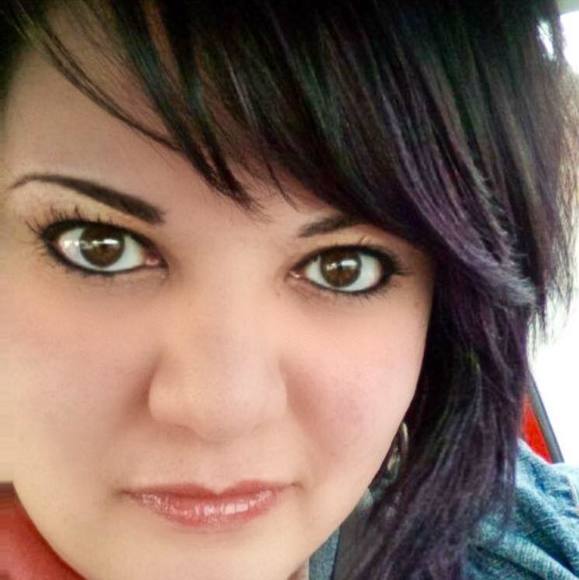 Profile Picture of Maria Basciano (@mbasciano) on Poshmark