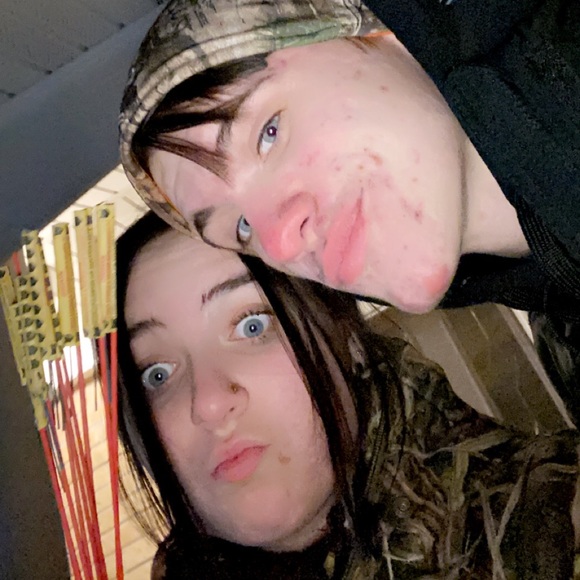 Profile Picture of Caydencd Harroun (@itz_caydence_04) on Poshmark