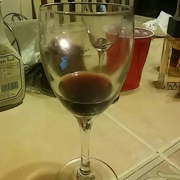 Profile Picture of Yunisha Alamo (@yuni2520) on Poshmark