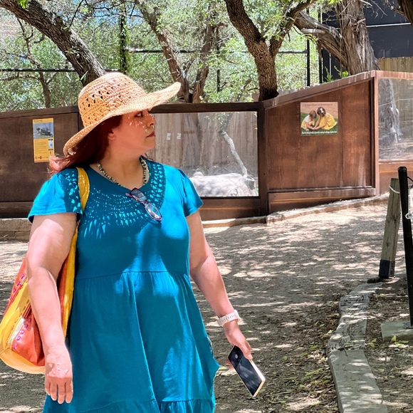 Profile Picture of Joyce Ramirez (@joycearamirez) on Poshmark