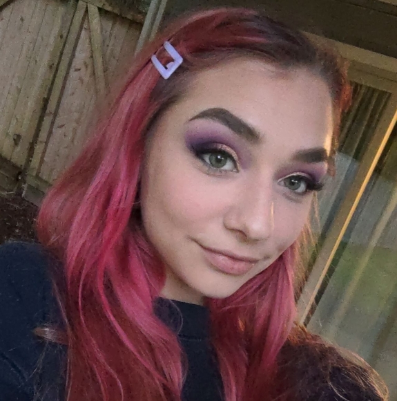 Profile Picture of Nancy Kuczmarski (@nancykuczmarski) on Poshmark