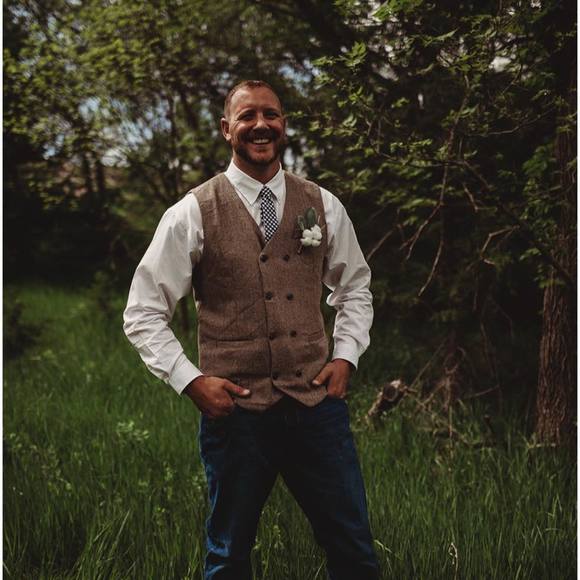 Profile Picture of Craig Knapp (@goose90) on Poshmark