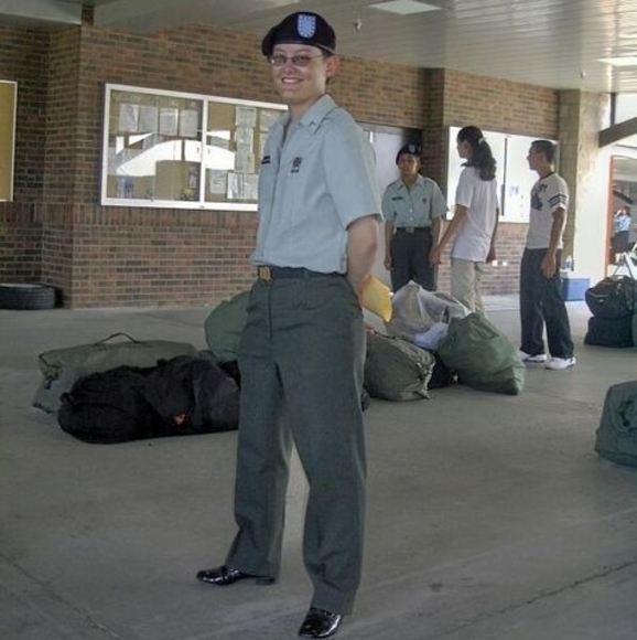 Profile Picture of Sarah Catherall (@sarahcatherall) on Poshmark