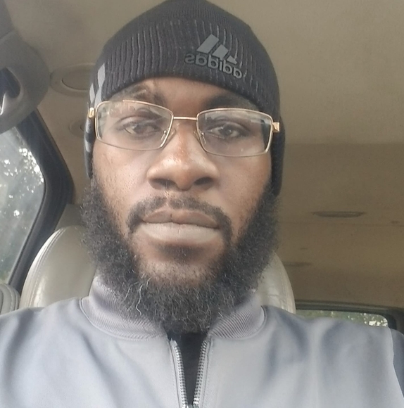 Profile Picture of Antoine Wallace (@bigtwan82) on Poshmark