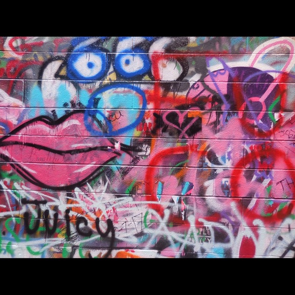 Profile Picture of C Mitsopoulos (@jamc2009) on Poshmark