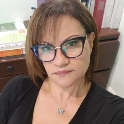 Profile Picture of Jennifer Amendola (@jennyamendola) on Twitter