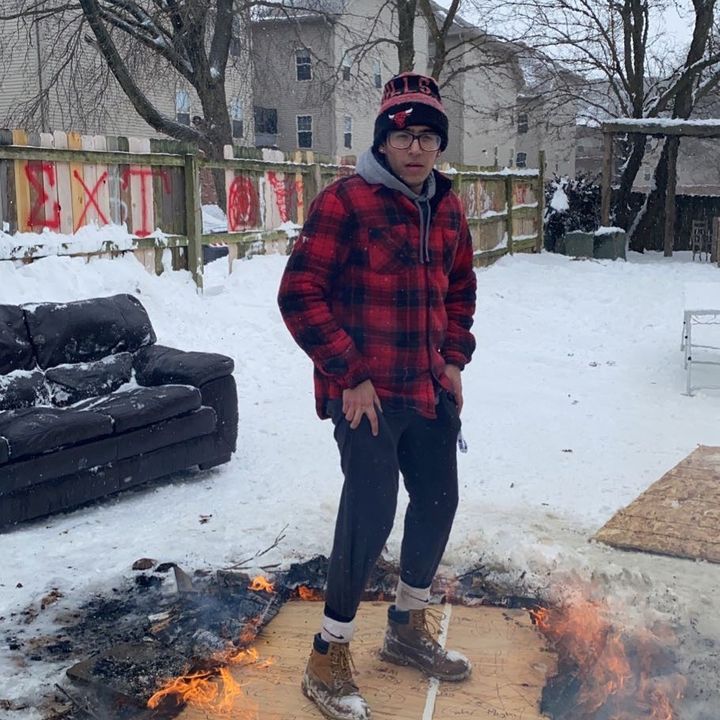 Profile Picture of Danny Flores (@dannyflor26) on Tiktok