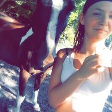Profile Picture of Skye Cheyenne McLeod (@barrel_race2016) on Twitter