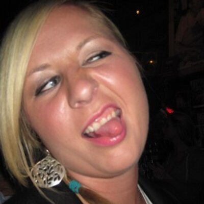 Profile Picture of Deborah Raymer (@debbieaschulz) on Twitter