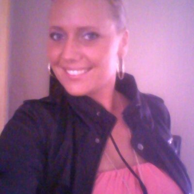 Profile Picture of Monica Helen Larsen (@monica_helen) on Twitter