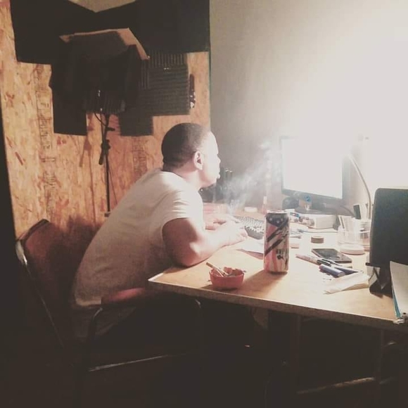 Profile Picture of Da real Barz (@phinito) on Poshmark