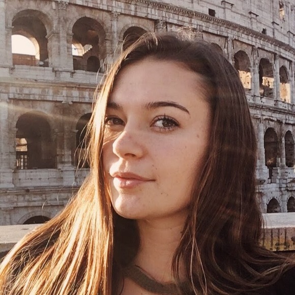 Profile Picture of Paige Doherty (@hujipaige) on Poshmark