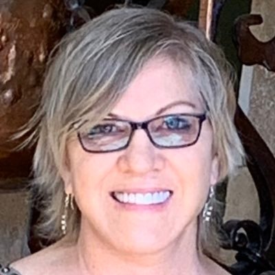 Profile Picture of Karen Napier (@KarenRoadRoamer) on Twitter