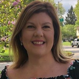 Profile Picture of 🐾 Stephanie Oliver Guy 🐾 (@Steph_G_UK) on Twitter