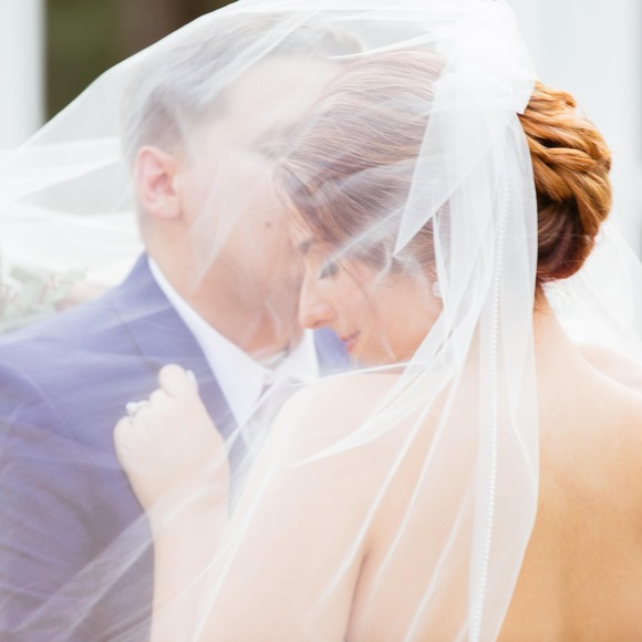 Profile Picture of Kristi Broering (@kristileigh456) on Poshmark