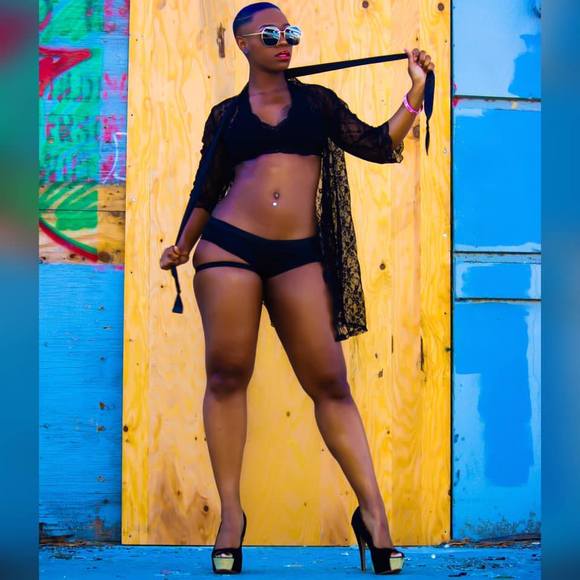 Profile Picture of D'arbrae Stitt (@danger07) on Poshmark