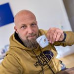 Profile Picture of Peter Schottmüller (@filmproduktion_rangiroabluesky) on Instagram