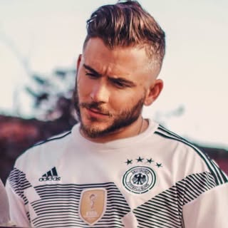 Profile Picture of Michael Brett Breslauer (@miketheproducer) on Instagram