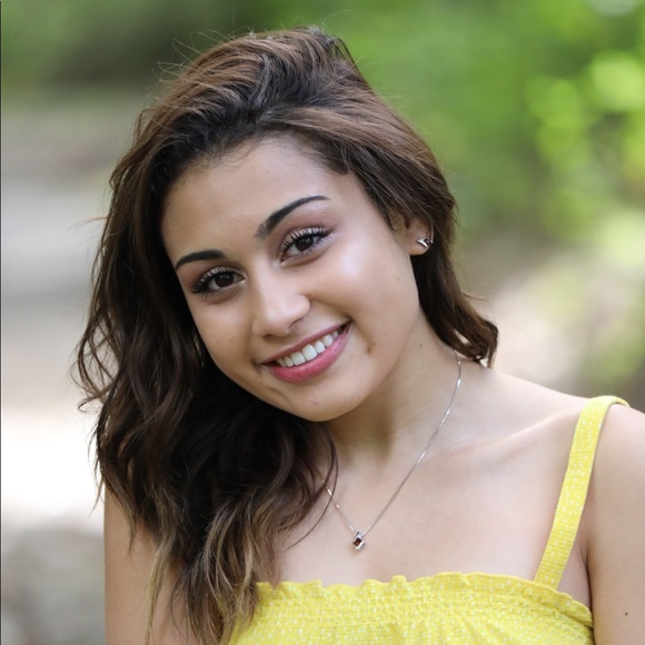 Profile Picture of Maya Ibrahim (@mayaibrahim_) on Poshmark