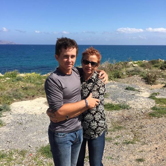 Profile Picture of Georgeta Crisovan (@georgetac) on Poshmark