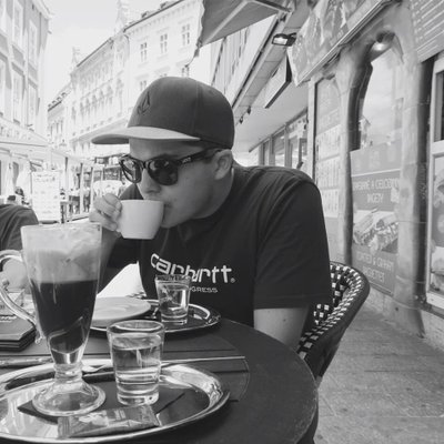 Profile Picture of Michael Mollner (@mikemox21) on Twitter