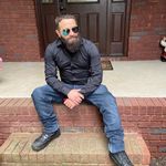 Profile Picture of Jerry Abbott (@beiberholesix9) on Instagram