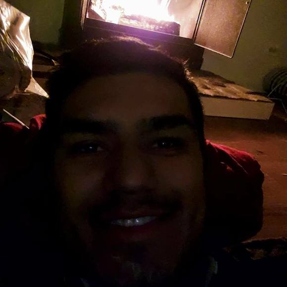 Profile Picture of Daniel Peralta (@daniperalta423) on Poshmark