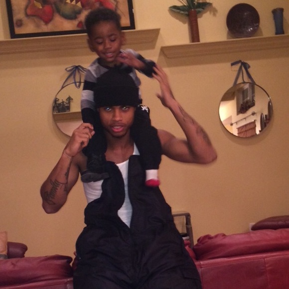 Profile Picture of Lamb George (@33lamb) on Poshmark