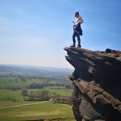 Profile Picture of Rosalind Walker (@Ros_Walker) on Twitter