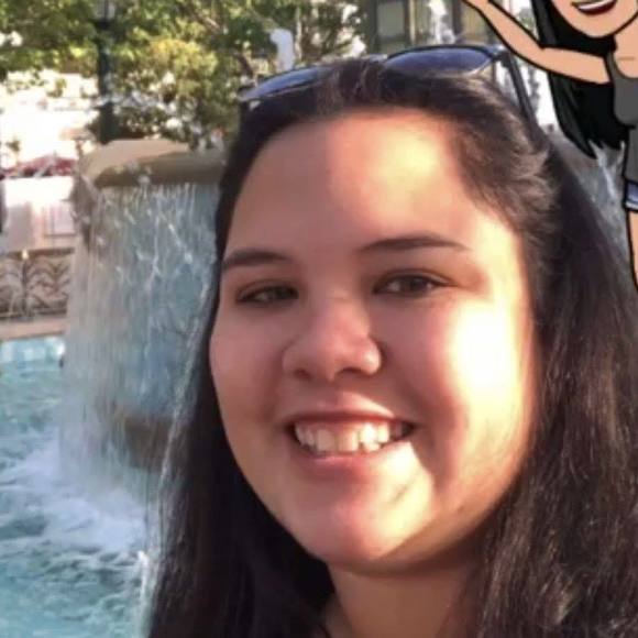 Profile Picture of Ashley Domingo (@domingo041092) on Poshmark