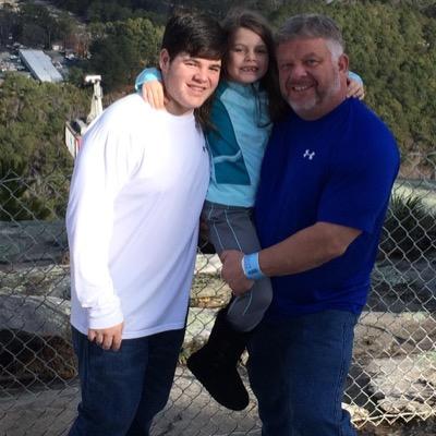 Profile Picture of Michael Booker (@biggerbook67) on Twitter