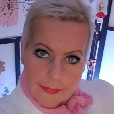 Profile Picture of MASSAGE THERAPIST IN LUTON (@MonikaForest) on Twitter