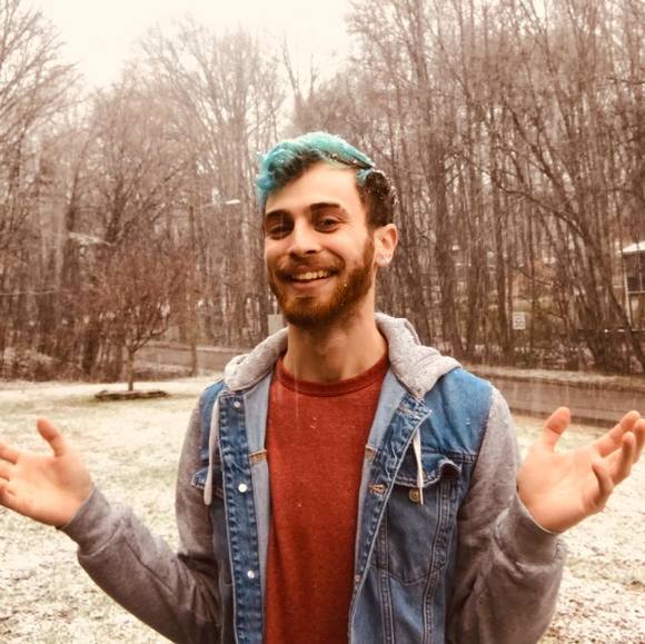 Alex Thomforde - Poshmark Profile Picture of Alex Thomforde (@agthomforde) on Poshmark