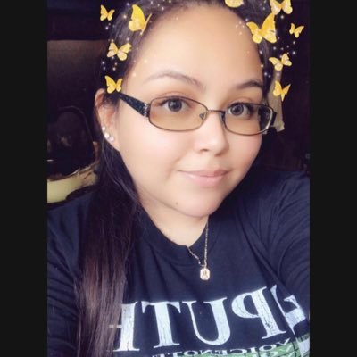 Profile Picture of Shelley (@salinas_shelley) on Twitter