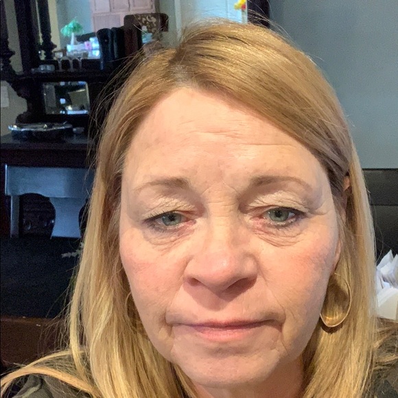 Profile Picture of Kimberly Cates (@kacates1) on Poshmark