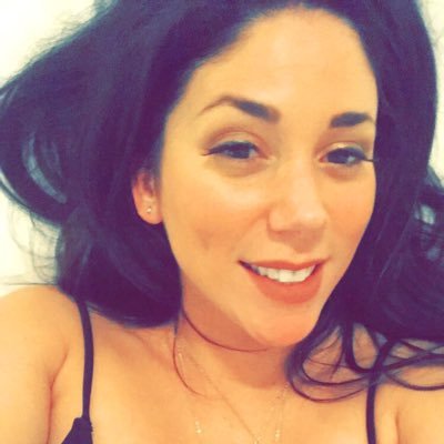 Profile Picture of Caitlin Barrows (@CaitlinBarrows4) on Twitter