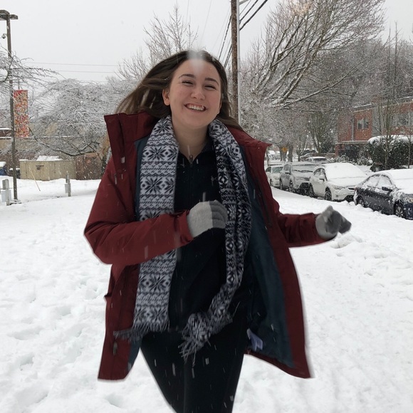 Profile Picture of Audra Peters (@a_p11781) on Poshmark