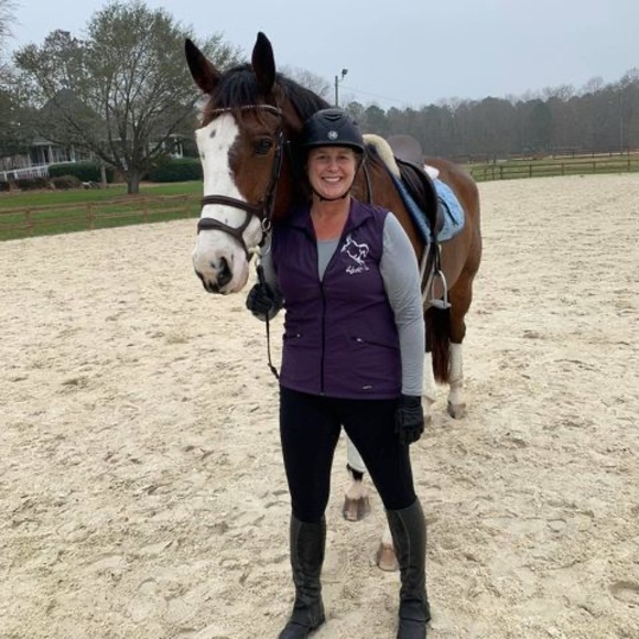 Profile Picture of Jennifer Boshart (@jenbossy) on Poshmark