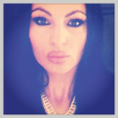 Profile Picture of Flora Berisha (@SfFlori) on Twitter