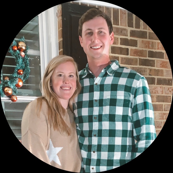 Profile Picture of Ella Bogue (@ellamer) on Poshmark