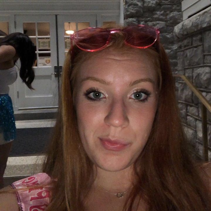 Heather M (@hmccall) TikTok... - Tiktok Profile Picture of   Heather M (@hmccall) TikTok... (@hmccall) on Tiktok