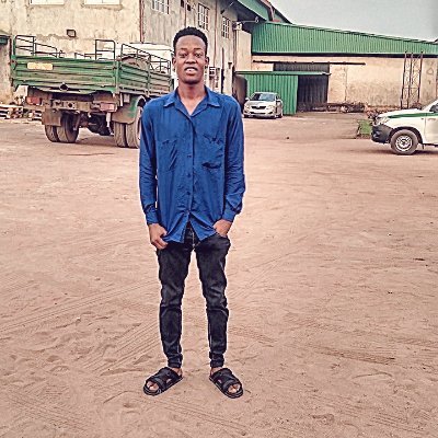 Profile Picture of Peter Strange (@peterstrange001) on Twitter