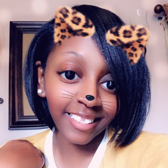 Profile Picture of Whitney Ball (@wcball1) on Poshmark