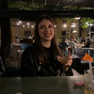 Profile Picture of Lisa (@lisabrambilla) on Instagram