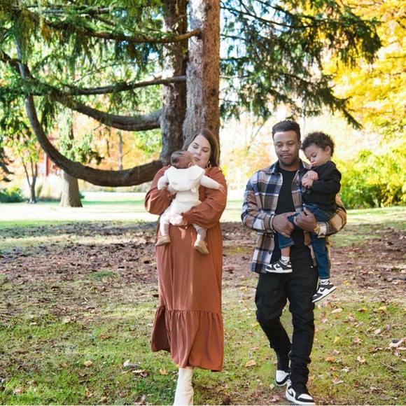 Profile Picture of Kayla Feurtado (@kaylafeurtado) on Poshmark