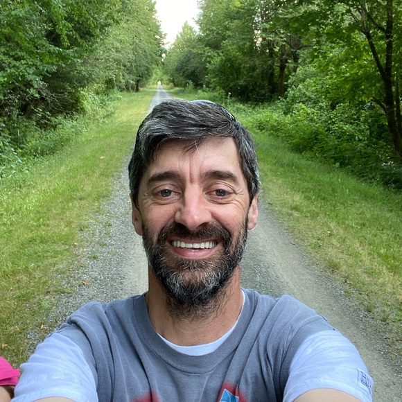 Profile Picture of Jose Costa (@zekacosta73) on Poshmark